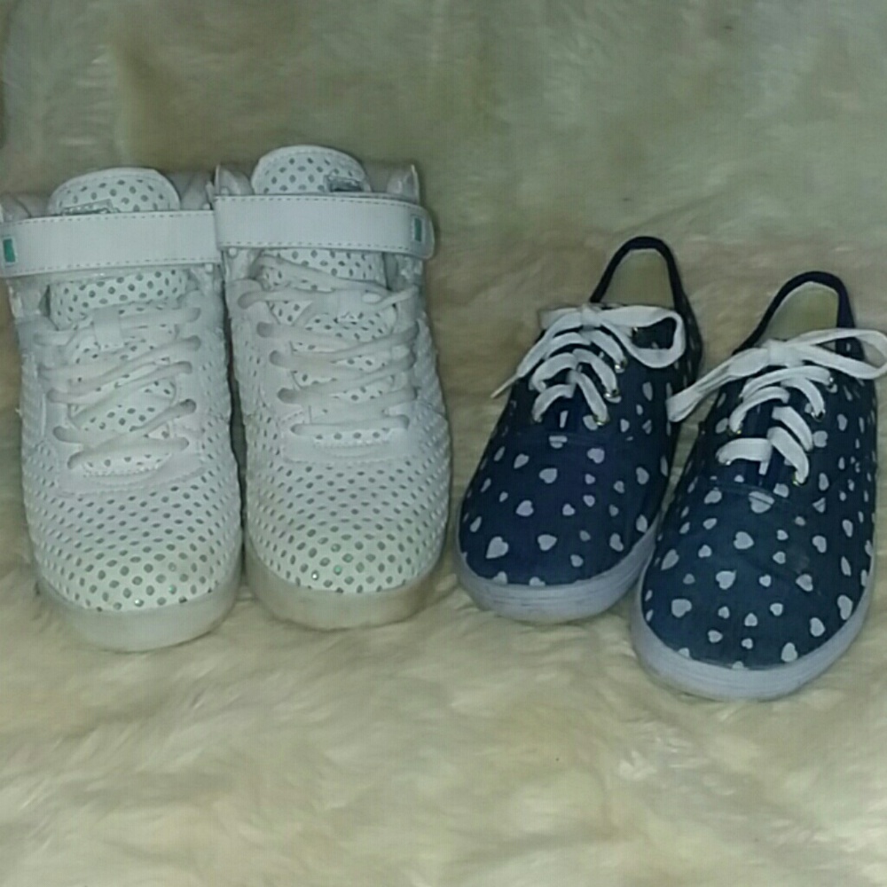 EUC Lot 2 Pair Girl Shoe 3/3.5 Filas/American Eagl